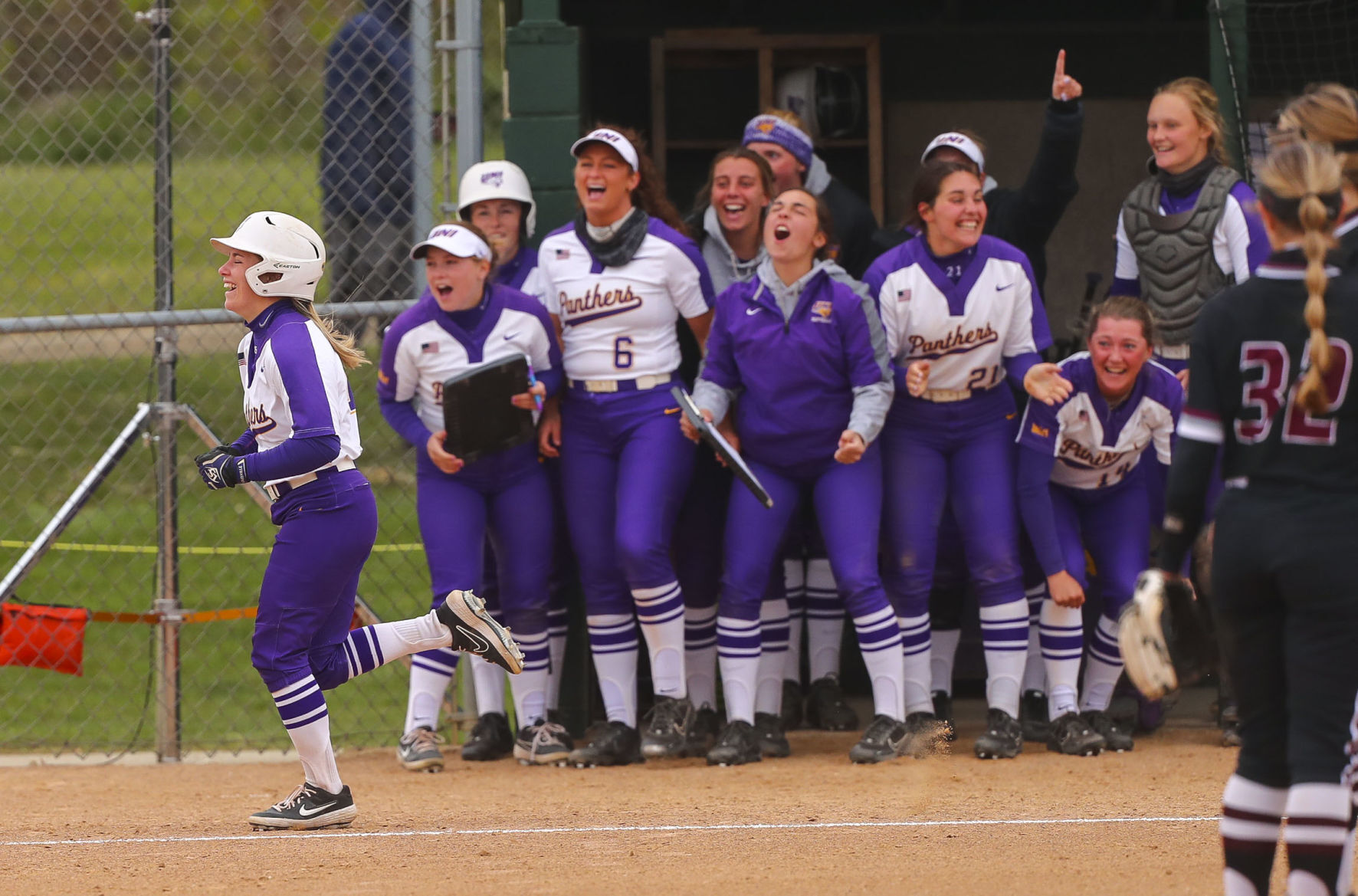 SBall UNI vs. SIU 3